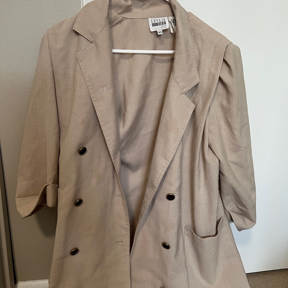 Leslie Fay Women's Tan Blazer